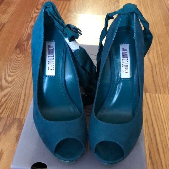🔥JLO Sophia Teal Wedge🔥 - Picture 3 of 3